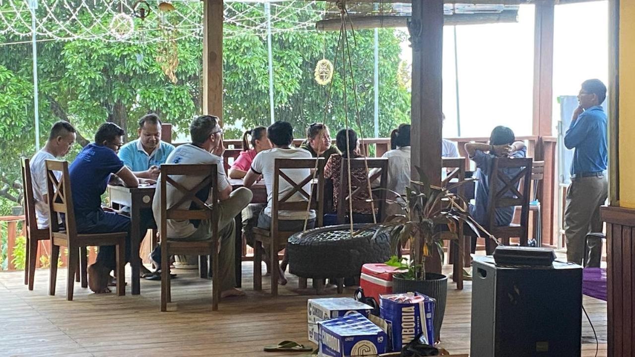 Ratanakiri Paradise Hotel & Restaurant Banlung Exteriör bild