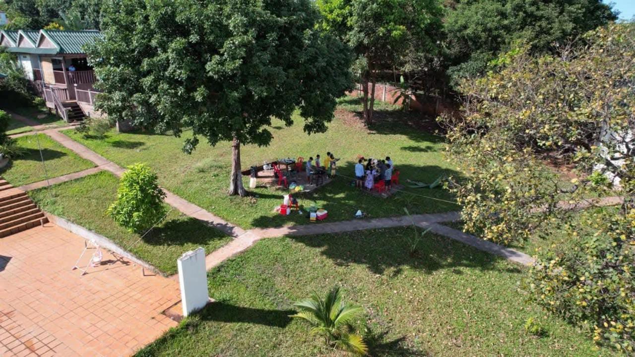 Ratanakiri Paradise Hotel & Restaurant Banlung Exteriör bild