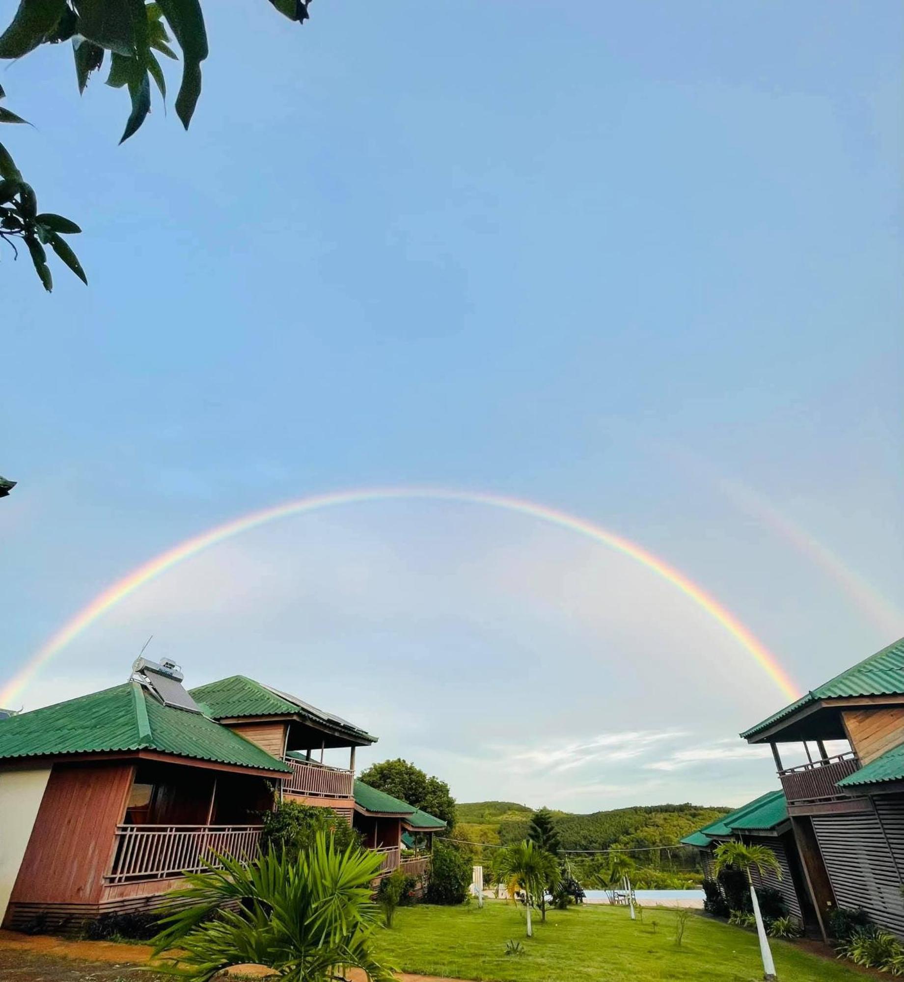 Ratanakiri Paradise Hotel & Restaurant Banlung Exteriör bild