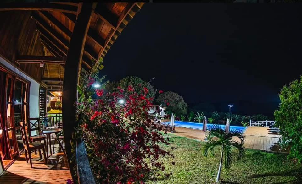 Ratanakiri Paradise Hotel & Restaurant Banlung Rum bild