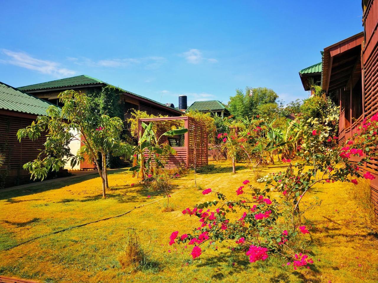 Ratanakiri Paradise Hotel & Restaurant Banlung Exteriör bild